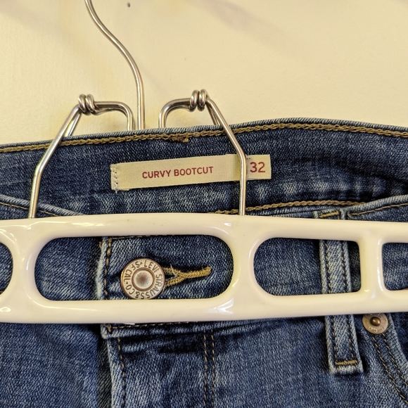 Levi Straus Blue Jeans Curvy Bootcut POCKETS - Picture 4 of 6